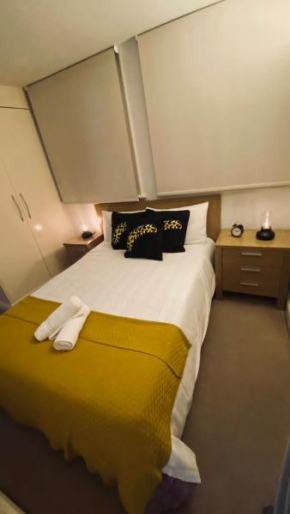 Shoreditch & Liverpool Steet Room A
